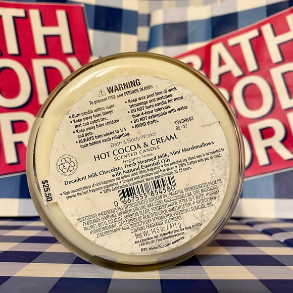Hot Cocoa and Cream Bath & Body Works NEW 3 WICK 14.5 OZ CANDLE hard to find - Picture 3 of 4